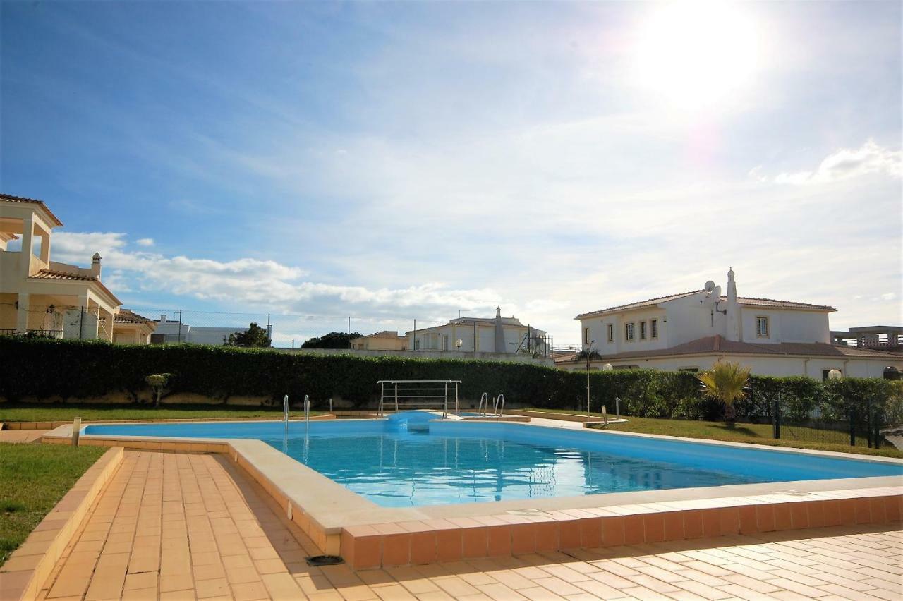Apartment Margemsul - Pool - Beach - Free Wifi - Air Con Albufeira Dış mekan fotoğraf